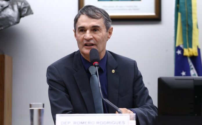 Projeto estabelece exigência de entrega rigorosa de produtos comprados pela Instalação da Comissão e Eleição do Presidente e dos Vice-Presidente. Dep. Romero Rodrigues (PODE - PB)