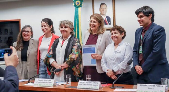 Preço alto impede acesso a medicamentos para prevenir HIV/Aids no Brasil