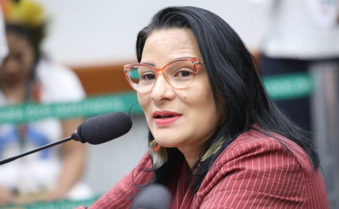 Tribuna das Mulheres e discussão e votação de propostas legislativas. Dep. Juliana Cardoso (PT - SP)