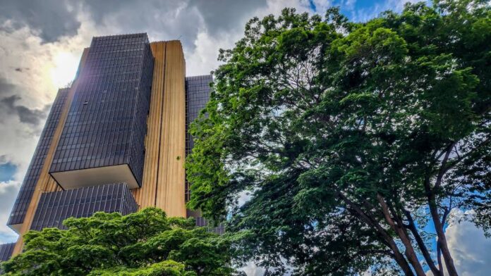 Polícia Federal, Banco Central e Coaf planejam fortalecer fiscalização de fundos de investimento