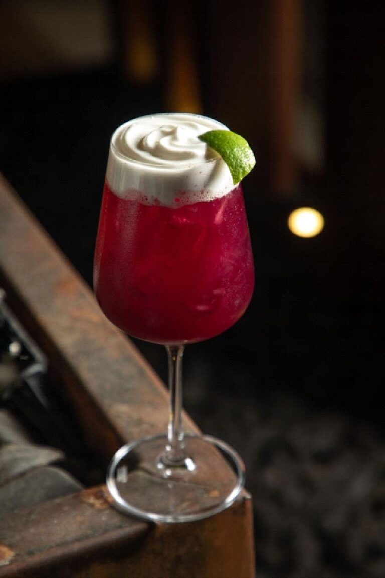 Ypê Lobby Bar, em Moema, inaugura Happy Hour com drinques autorais e aperitivos exclusivo