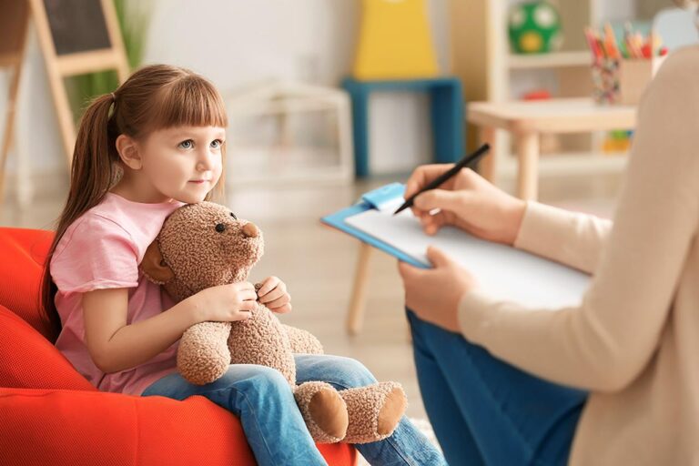 Educação emocional e políticas públicas o papel da psicologia infantil na construção de um Brasil mais equilibrado
