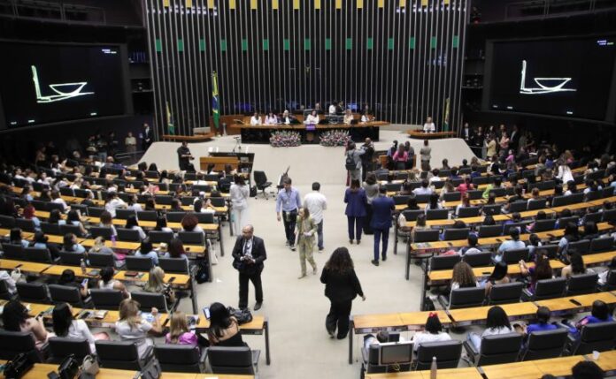 Homenagem ao Dia Internacional das Meninas.