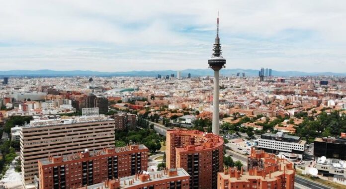 Peritos pedem a Espanha aprovar lei sobre roubo de bebês no século passado