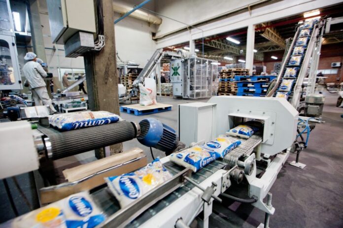 Desempenho da indústria gaúcha registra retração pela quarta vez consecutiva Desempenho da indústria gaúcha registra retração pela quarta vez consecutiva