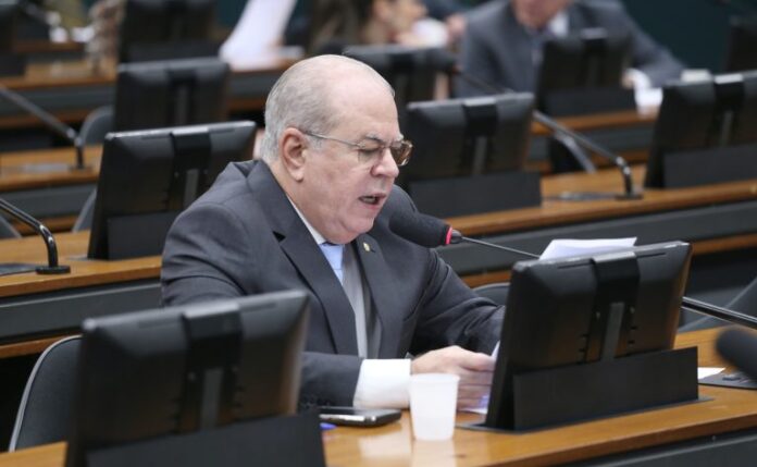 Comissão aprova simplificar resolução de conflitos territoriais entre municípios - Discussão e votação de propostas legislativas. Dep. Hildo Rocha (MDB - MA)