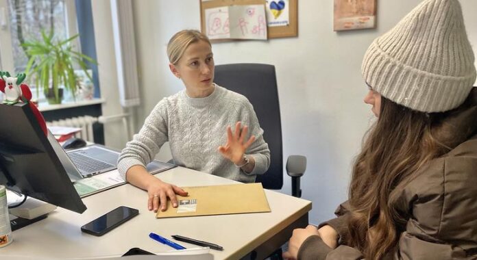 UE: risco de criminalização da assistência humanitária preocupa ONU UE: risco de criminalização da assistência humanitária preocupa ONU