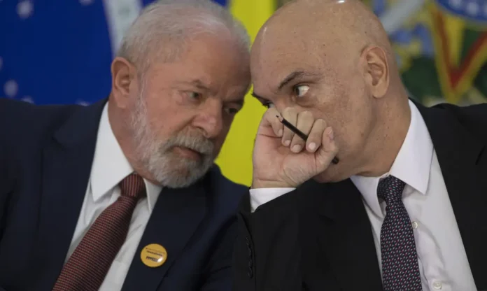 Moraes agradece a Lula por retirada da lista de sancionados Moraes agradece a Lula por retirada da lista de sancionados pela Lei Magnitsky