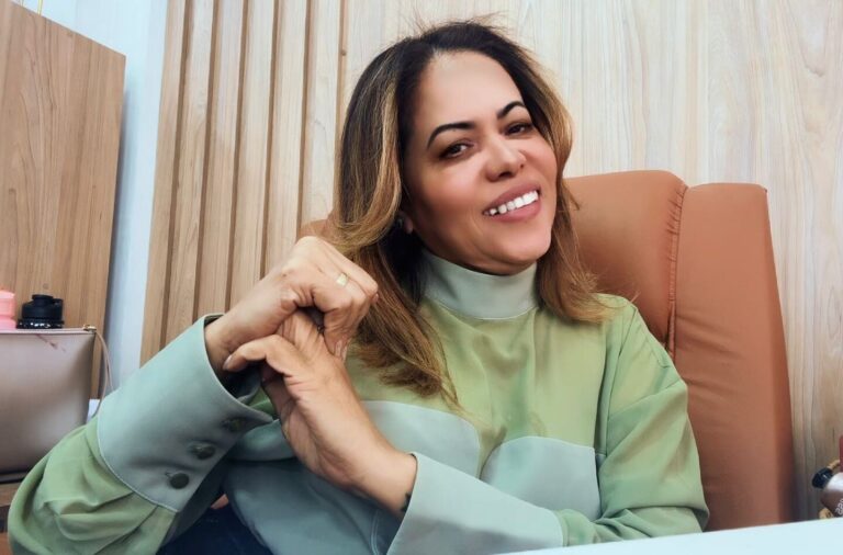 Regina Sena Costa: A luta diária Para Vencer no Mundo dos Negócios