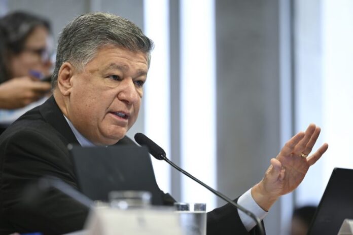 CPMI do INSS ouve empresário investigado por fraude em descontos CPMI do INSS ouve empresário investigado por fraude em descontos a aposentados - Notícias