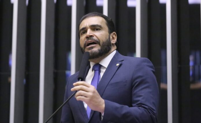 Comissão aprova reserva de vagas para bombeiros civis e brigadistas Discussão e votação de propostas legislativas. Dep. Delegado Marcelo Freitas (UNIÃO - MG)