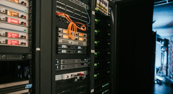 FMI avalia impacto da inteligência artificial na produtividade da Europa