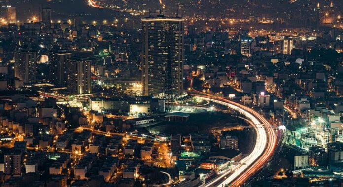 Aumento da violência contra manifestantes no Irã consterna a ONU