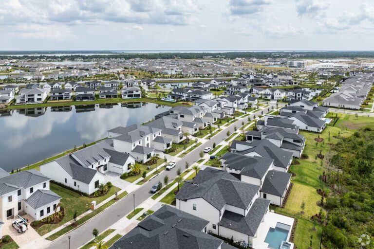 Incorporação internacional ganha força em 2026 como resposta aos ciclos curtos de juros no Brasil