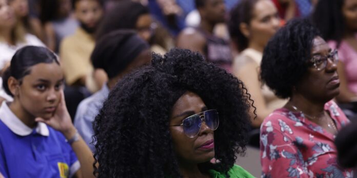 Entidades vão ao STF para barrar lei de SC que Entidades vão ao STF para barrar lei de SC que proíbe cotas raciais