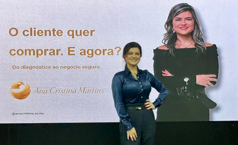 Dra. Ana Cristina Martins destaca a importância dos cuidados e da responsabilidade na condução da jornada de compra de um imóvel, durante o evento “Abrindo o Jogo” em Alphaville.