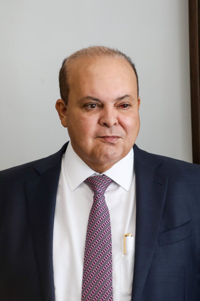 Ibaneis não consegue reunir base aliada para tratar de BRB