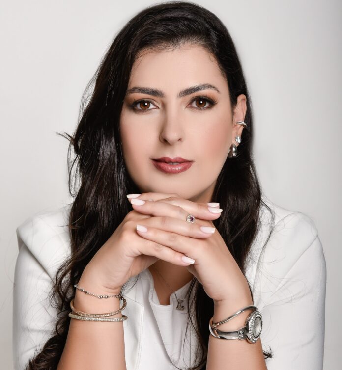 _DSC2937w O sistema internacional de proteção dos direitos humanos, estruturado no âmbito da Organização das Nações Unidas, representa um dos principais marcos institucionais da ordem jurídica contemporânea. Criado após os impactos globais da Segunda Guerra Mundial, o sistema estabeleceu tratados, convenções e mecanismos internacionais voltados à proteção da dignidade humana, à promoção da igualdade e à defesa de direitos fundamentais em diferentes países.