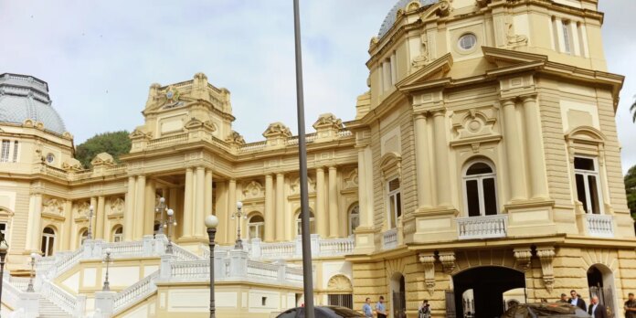 PSD recorre ao STF para pedir eleições diretas para governo PSD recorre ao STF para pedir eleições diretas para governo do Rio