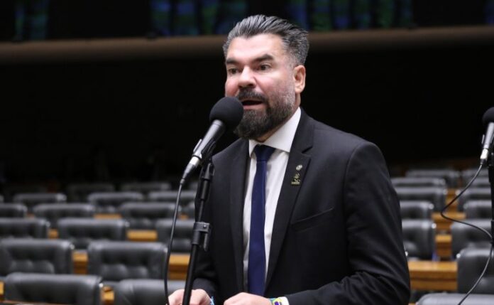 Projeto autoriza porte de arma para fiscais do Procon em Discussão e votação de propostas legislativas. Dep. Delegado Caveira (PL-PA)