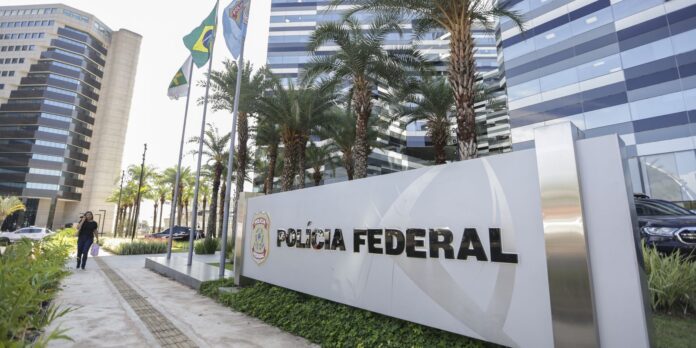 PF faz buscas em gabinete de magistrado que absolveu estuprador PF faz buscas em gabinete de magistrado que absolveu estuprador
