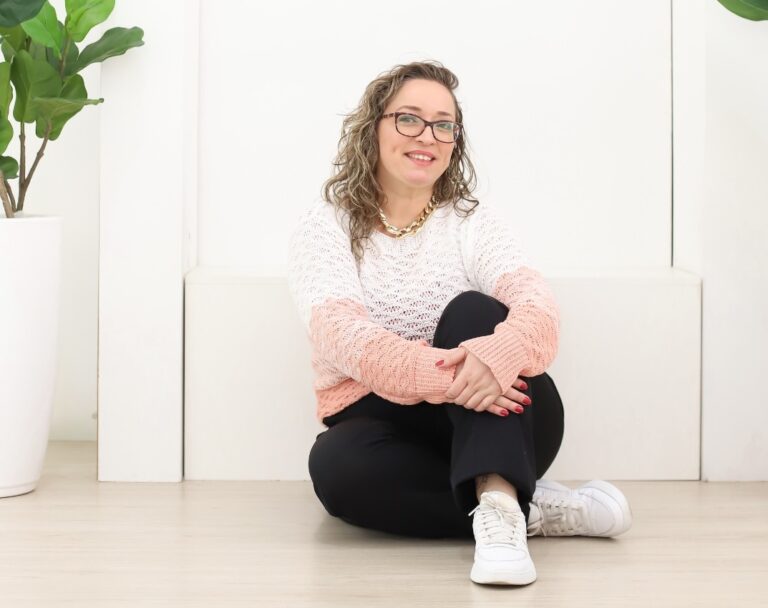 Do fim ao recomeço: como mulheres estão reconstruindo suas vidas após o divórcio com apoio terapêutico