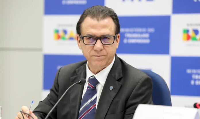Marinho: deputados precisam encarar projetos do fim da 6×1 e de trabalhadores por app