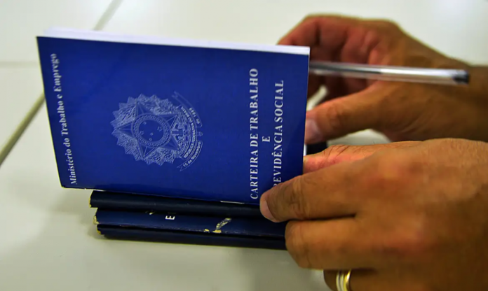 Desemprego sobe em 15 estados no primeiro trimestre