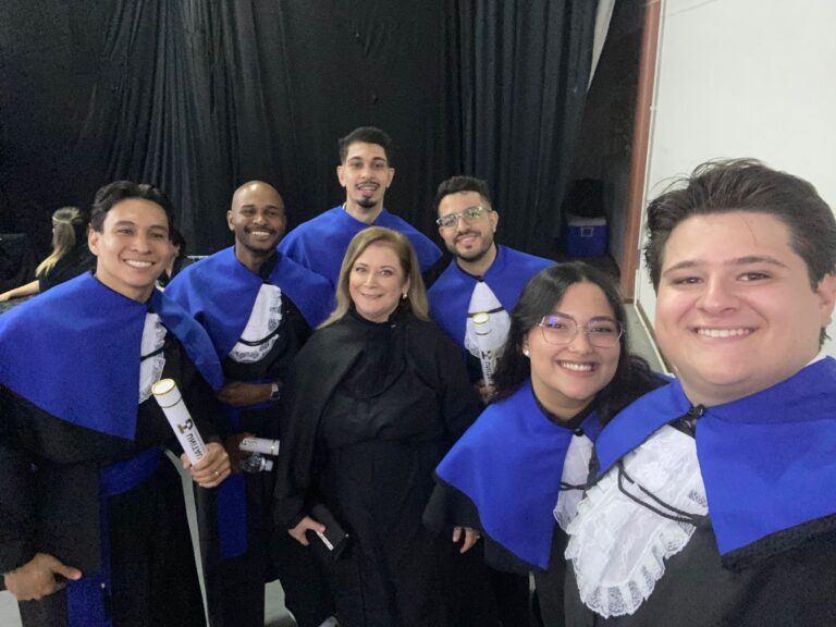 Escassez de engenheiros aeronáuticos no Brasil acelera valorização de jovens talentos