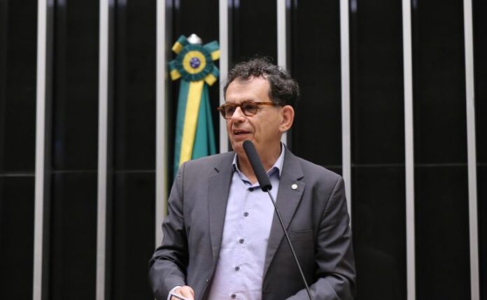 Homenagem ao Dia Mundial do Livro. Dep. Reimont (PT-RJ)
